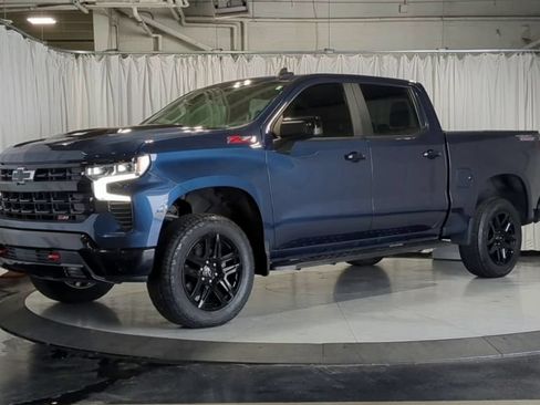 Used 2022 Chevrolet Silverado 1500 LT Trail Boss w/ Protection Package AWD/4WD image 5