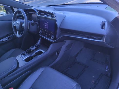 Used 2023 Lexus RZ 450e Premium image 36