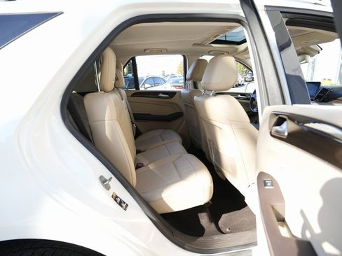 Used 2018 Mercedes-Benz GLE 350 4MATIC w/ Premium 1 Package image 21