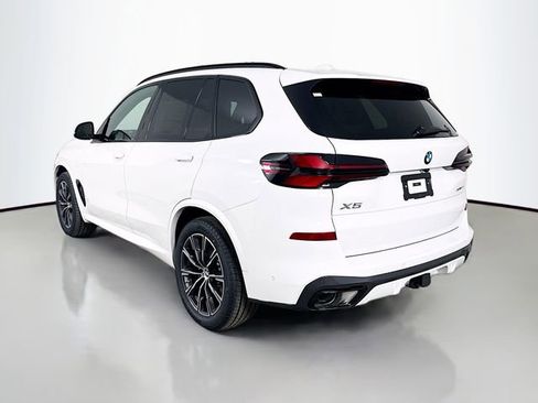 New 2026 BMW X5 xDrive40i w/ M Sport Package image 5