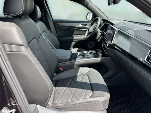 New 2026 Volkswagen Atlas Cross Sport SE image 20