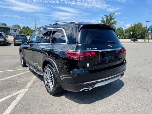 Used 2024 Mercedes-Benz GLS 450 4MATIC image 4