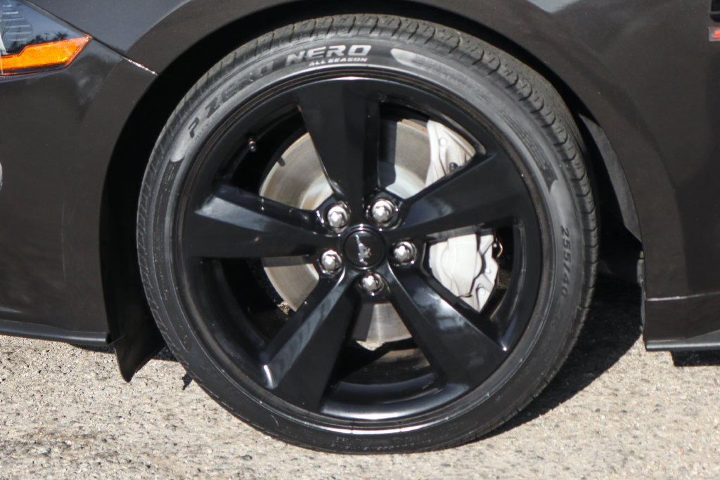 Used 2021 Ford Mustang GT Premium w/ Black Accent Package RWD image 41