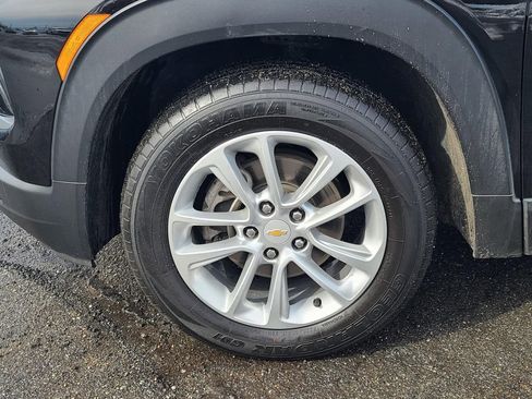 Used 2024 Chevrolet TrailBlazer LS image 32