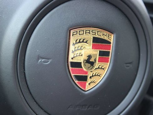 Used 2022 Porsche 911 Carrera S RWD image 13