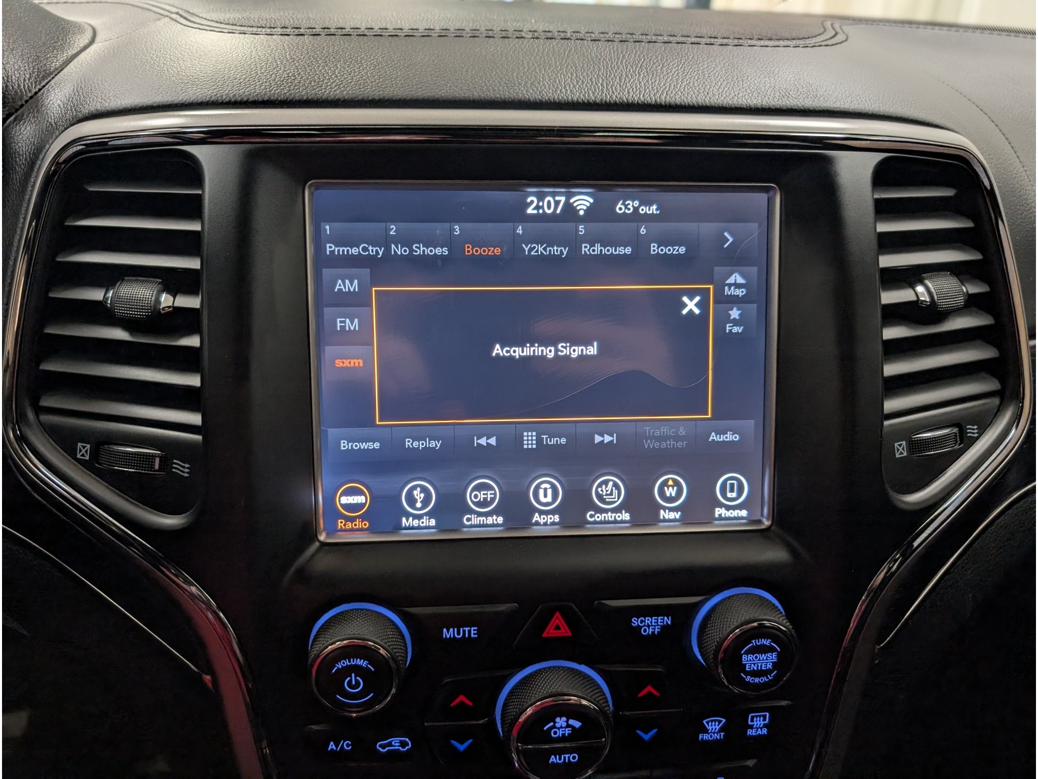 Used 2018 Jeep Grand Cherokee High Altitude AWD/4WD image 14