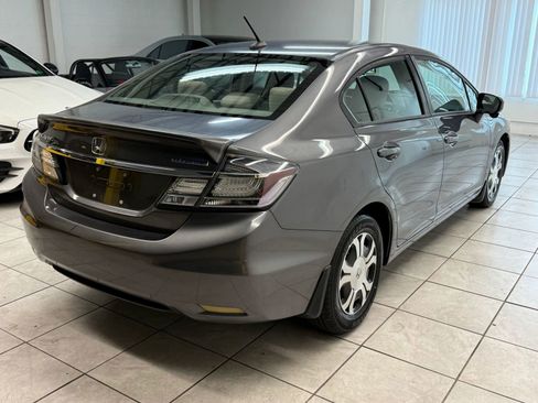 Used 2014 Honda Civic Hybrid Sedan image 9