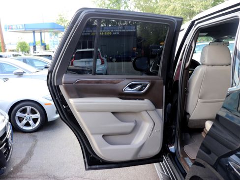 Used 2021 Chevrolet Tahoe LT image 27