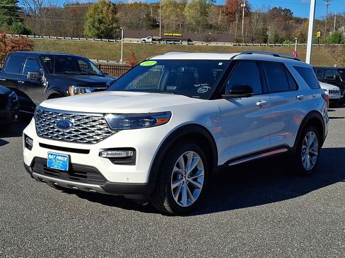 Certified 2022 Ford Explorer Platinum w/ Equipment Group 601A image 3