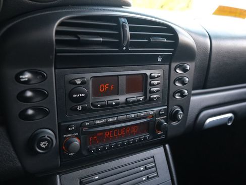 Used 2004 Porsche 911 Carrera 4 image 14