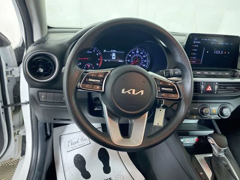 Used 2024 Kia Forte LXS image 16