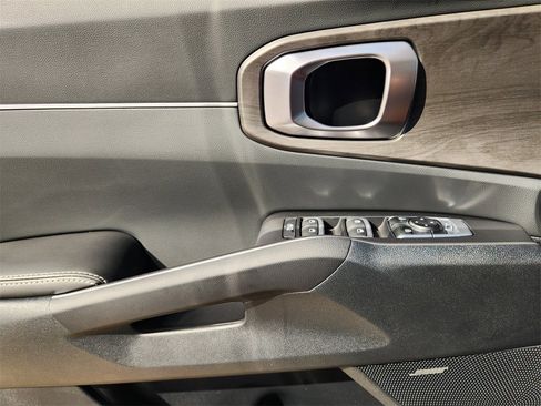 New 2026 Kia Sorento EX image 17