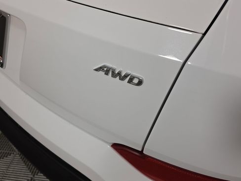 Used 2017 Hyundai Tucson SE Plus AWD/4WD image 11