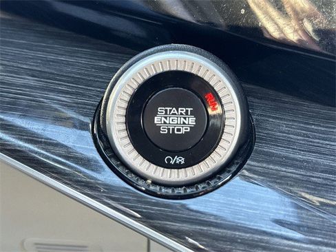 Used 2022 Jeep Wagoneer Series II w/ Premium Group I image 21