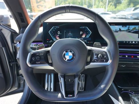 Used 2024 BMW 540i xDrive w/ Executive Package AWD/4WD image 15