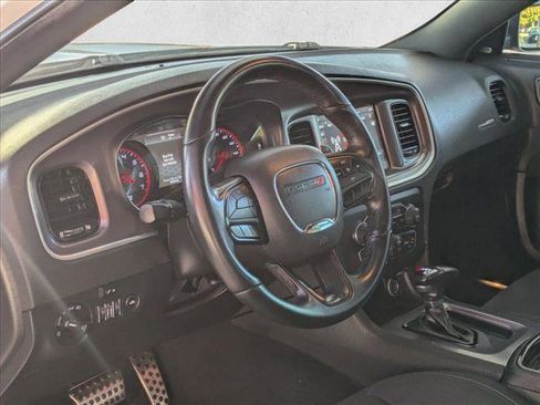 Used 2022 Dodge Charger R/T w/ Blacktop Package image 10