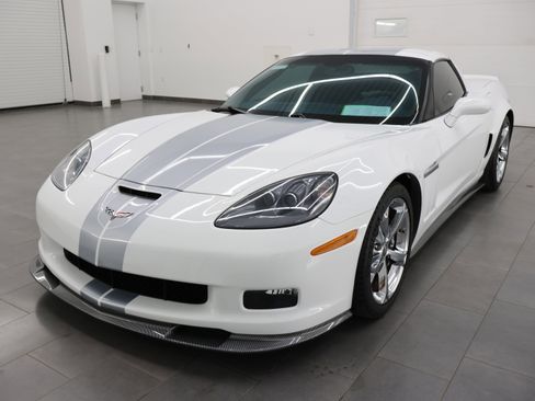 Used 2013 Chevrolet Corvette Grand Sport w/ 4LT Preferred Equipment Group RWD image 7