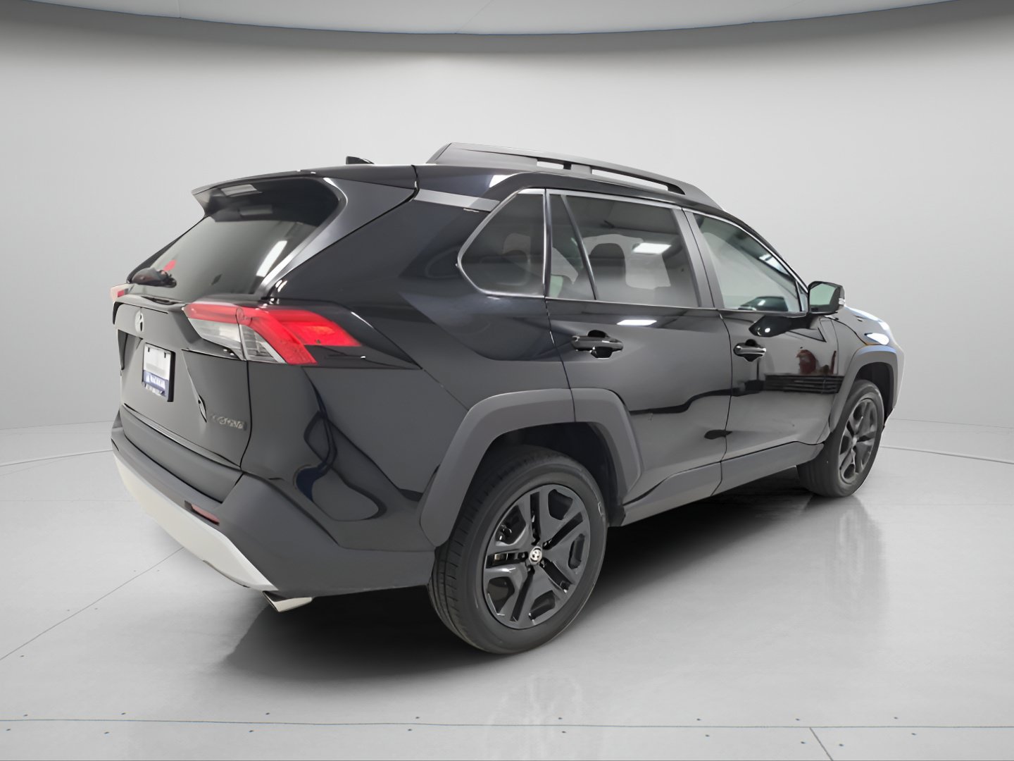 Used 2024 Toyota RAV4 Adventure AWD/4WD image 6