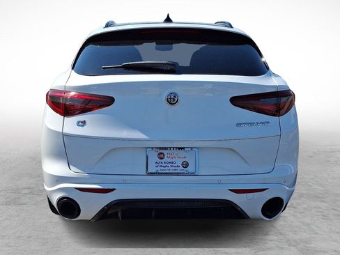 Used 2023 Alfa Romeo Stelvio Veloce AWD/4WD image 4