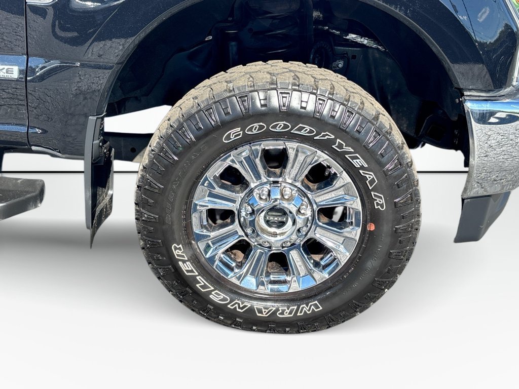 Used 2019 Ford F250 XLT w/ XLT Premium Package AWD/4WD image 11
