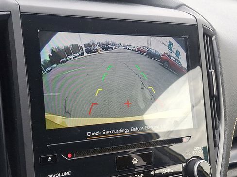 Used 2021 Subaru Crosstrek 2.5i Sport w/ Moonroof Package image 16