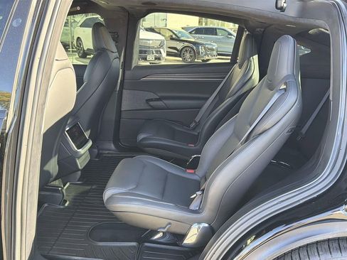 Used 2022 Tesla Model X Plaid image 25