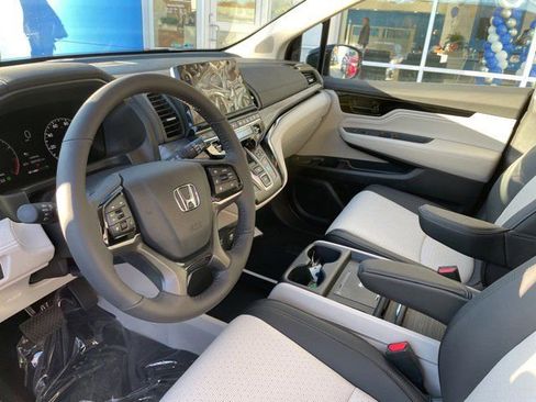 New 2026 Honda Odyssey Elite image 6