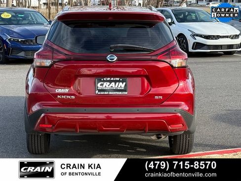 Used 2021 Nissan Kicks SR w/ SR Premium Package image 6