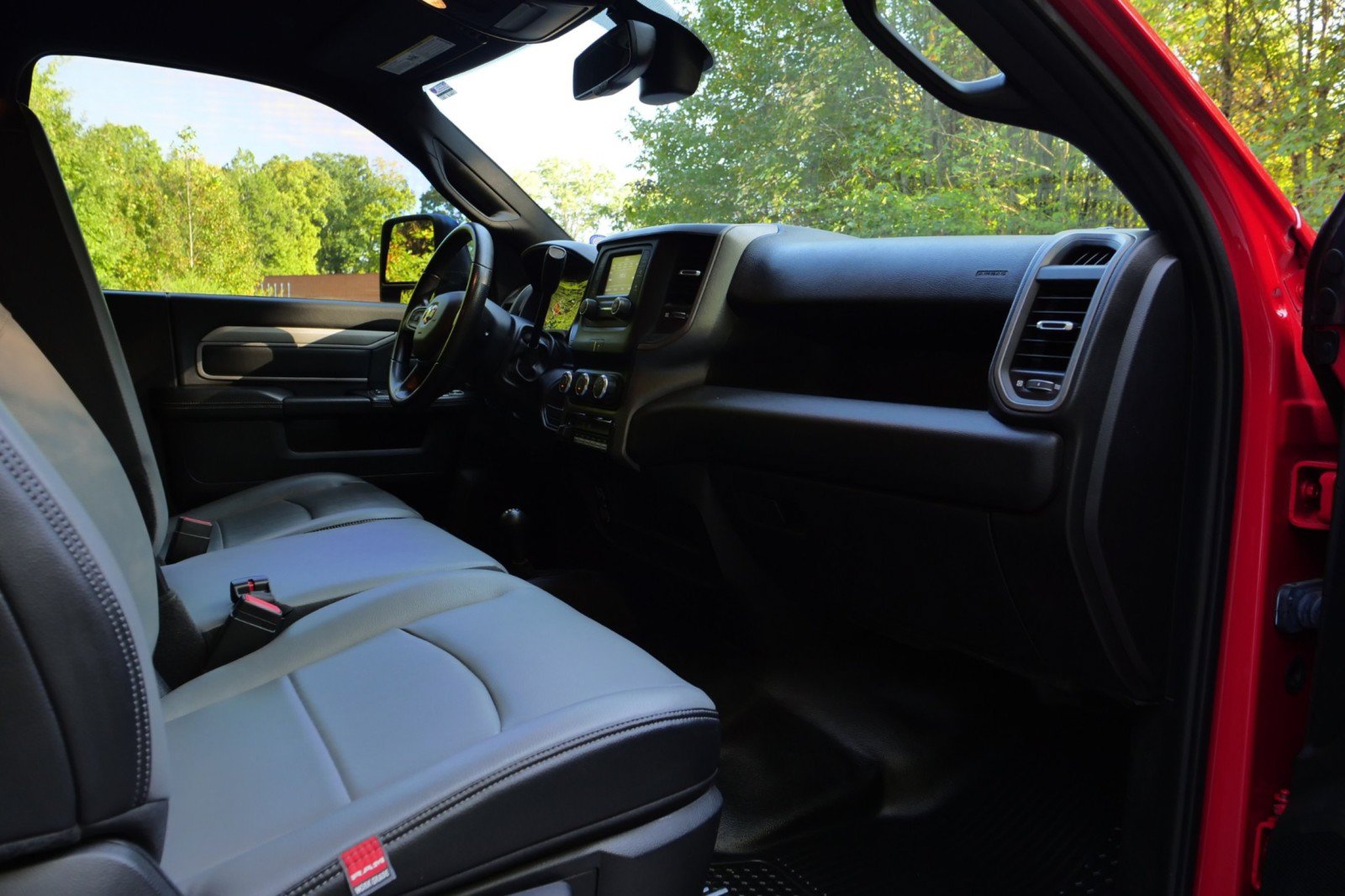 Used 2023 RAM 5500 Tradesman AWD/4WD image 22