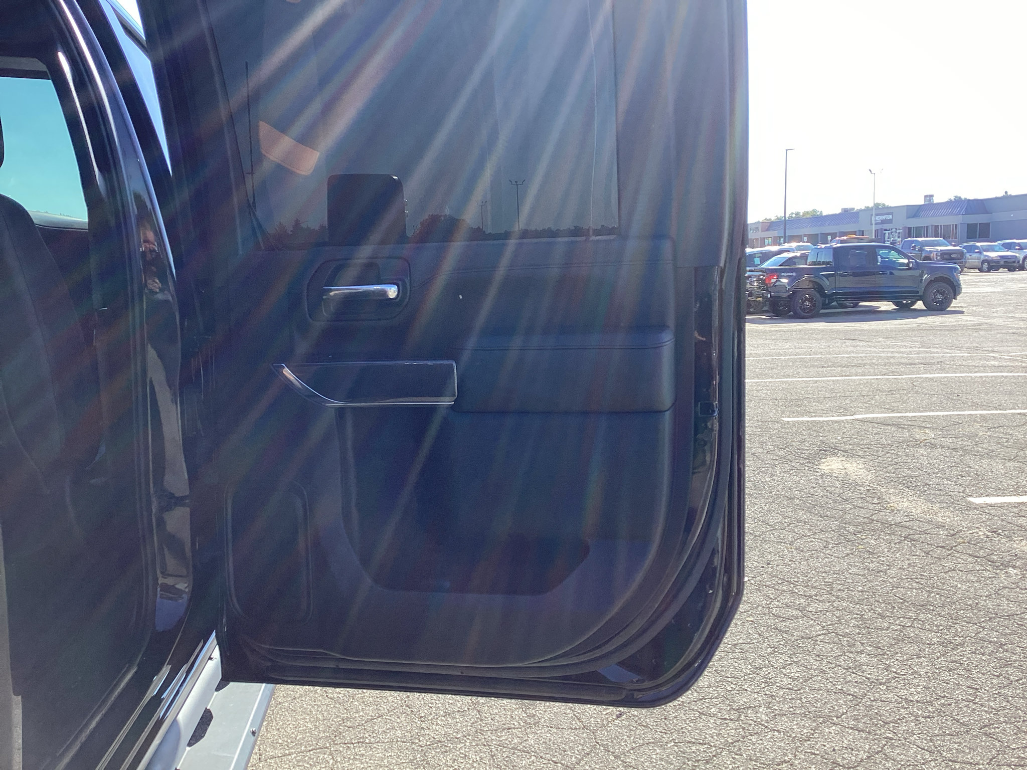 Used 2020 GMC Sierra 2500 AT4 w/ AT4 Premium Package AWD/4WD image 11