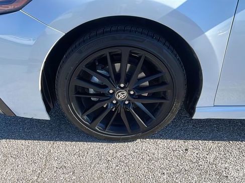 Used 2021 Toyota Camry XSE w/ Cold Weather Package image 10