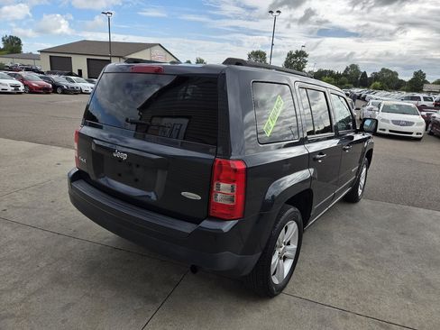 Used 2014 Jeep Patriot Latitude image 5