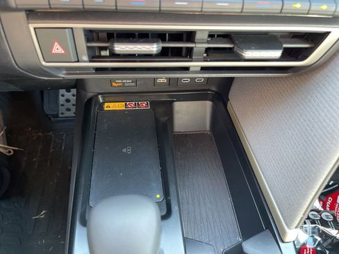 Used 2025 Toyota Camry SE w/ Multimedia Upgrade Package image 12