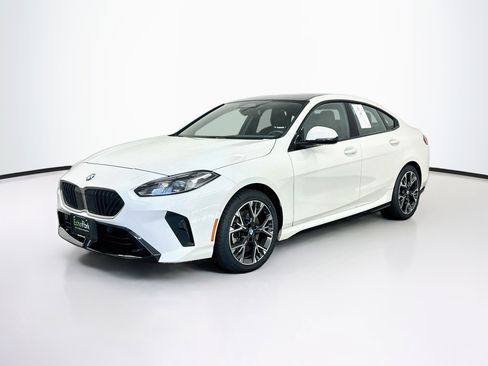 Used 2025 BMW 228i xDrive AWD/4WD image 3