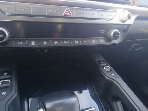 Used 2020 Kia Telluride SX w/ SX Prestige Package image 22