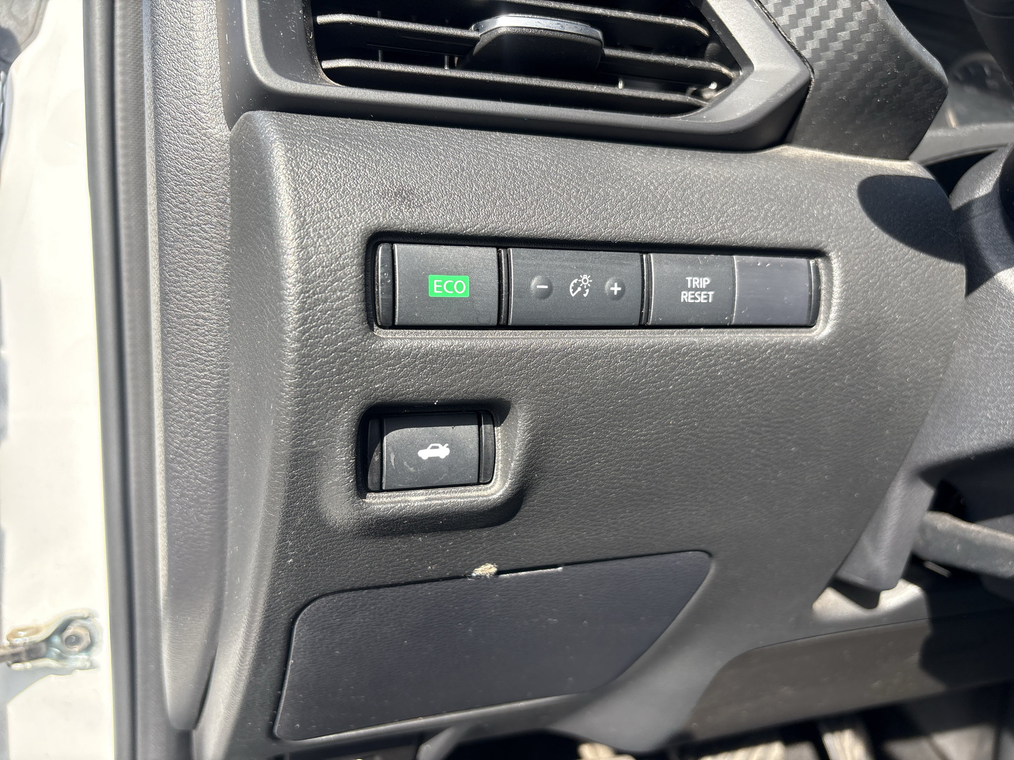Used 2024 Nissan Sentra S FWD image 8