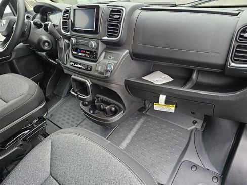 New 2025 RAM ProMaster 1500 w/ Quick Order Package 22G SLT image 15