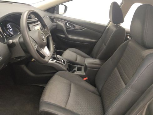 Used 2017 Nissan Rogue S AWD/4WD image 17