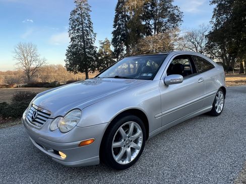 Used 2003 Mercedes-Benz C 320 Only 58,000 One Owner Miles image 5