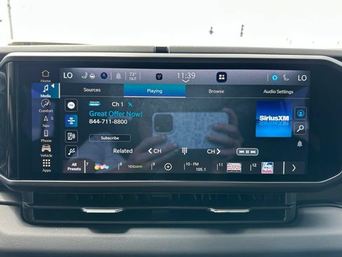 Used 2025 Jeep Gladiator Mojave AWD/4WD image 32