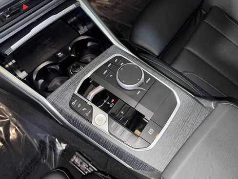 Certified 2025 BMW 330i Sedan image 28