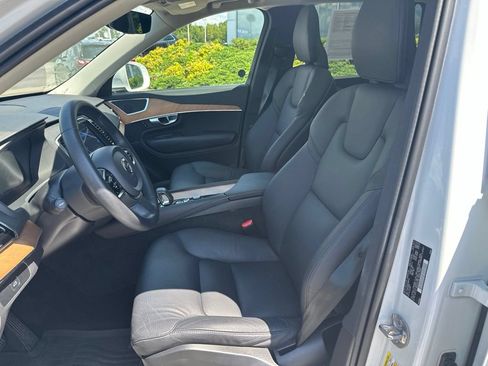 Used 2023 Volvo XC90 B6 Plus w/ Protection Package AWD/4WD image 20