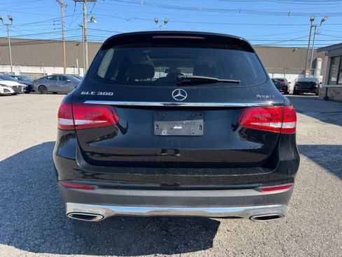 Used 2019 Mercedes-Benz GLC 300 4MATIC w/ Premium Package image 6