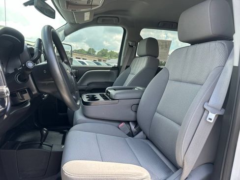 Used 2015 Chevrolet Silverado 3500 W/T w/ WT Convenience Package AWD/4WD image 26