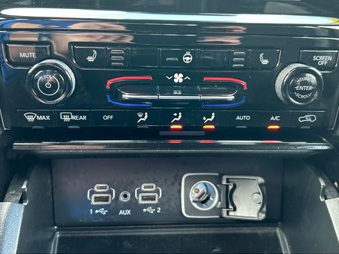 Used 2023 Jeep Grand Cherokee Altitude image 14