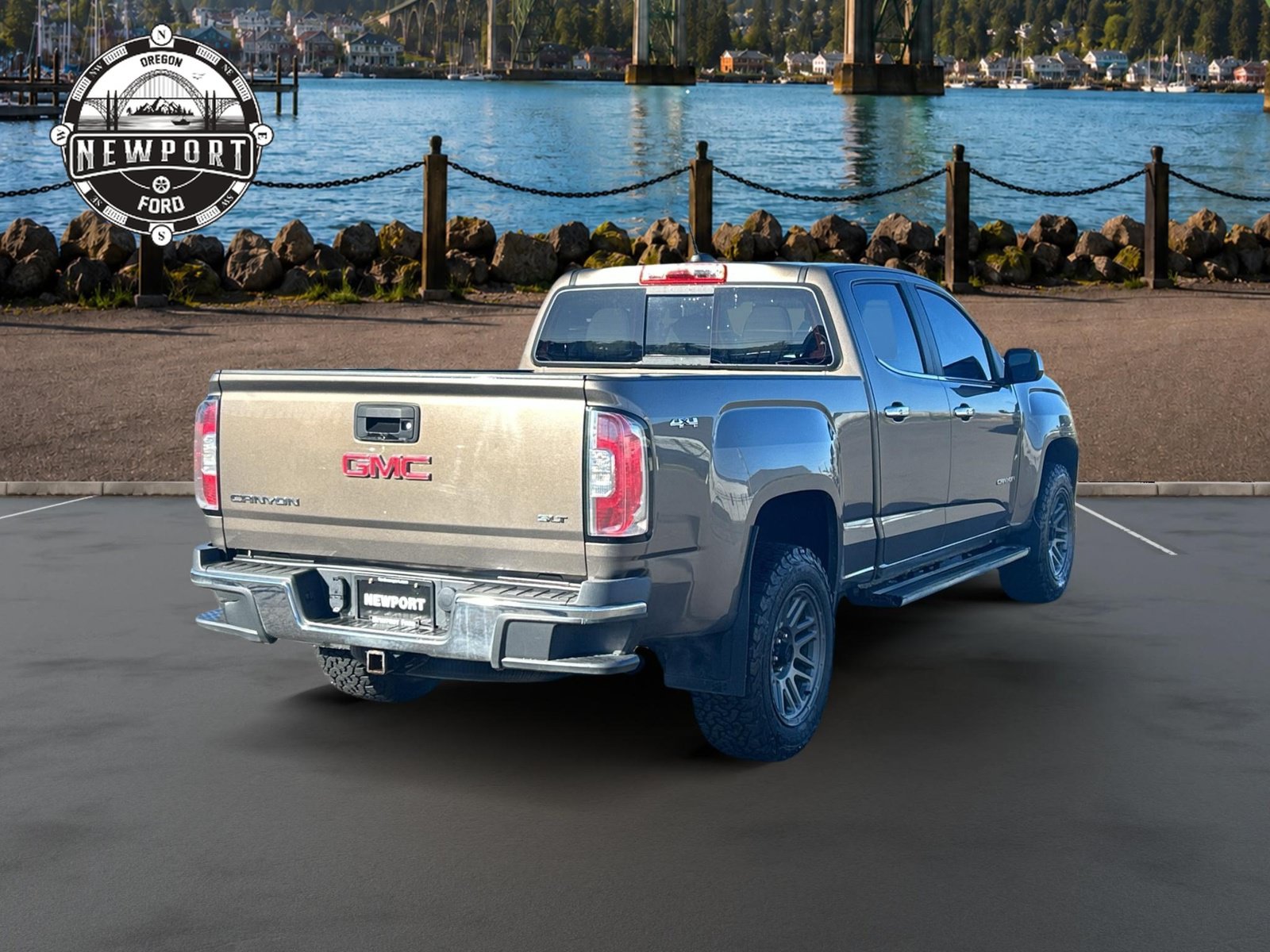 Used 2016 GMC Canyon SLT w/ Driver Alert Package AWD/4WD image 10