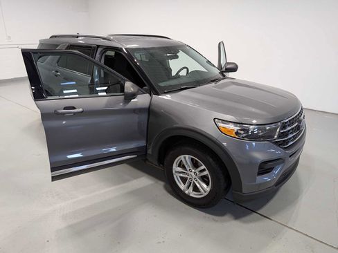 Certified 2023 Ford Explorer XLT AWD/4WD image 16