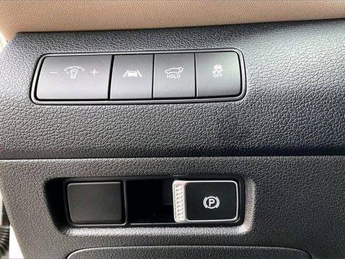 Used 2023 Hyundai Santa Fe SEL image 15