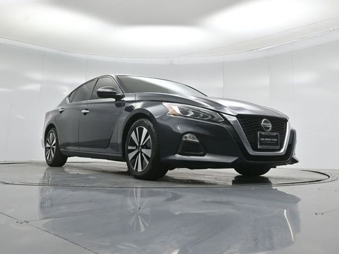 Used 2022 Nissan Altima 2.5 SV image 45