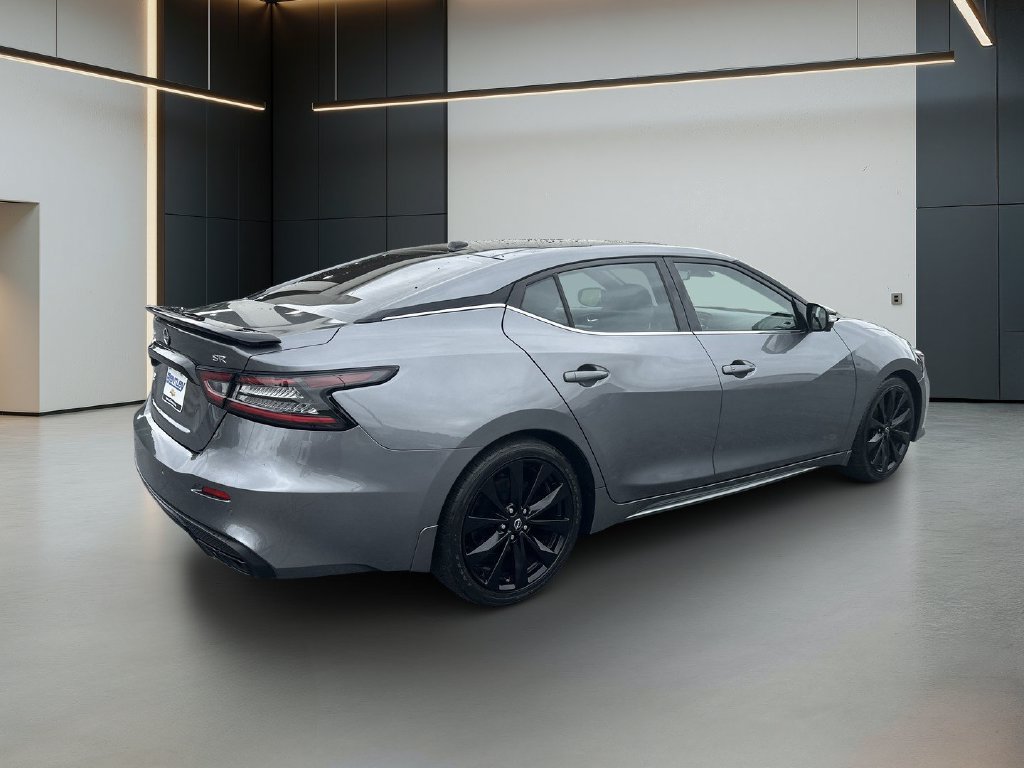 Used 2023 Nissan Maxima SR w/ Sport Mat Group FWD image 6